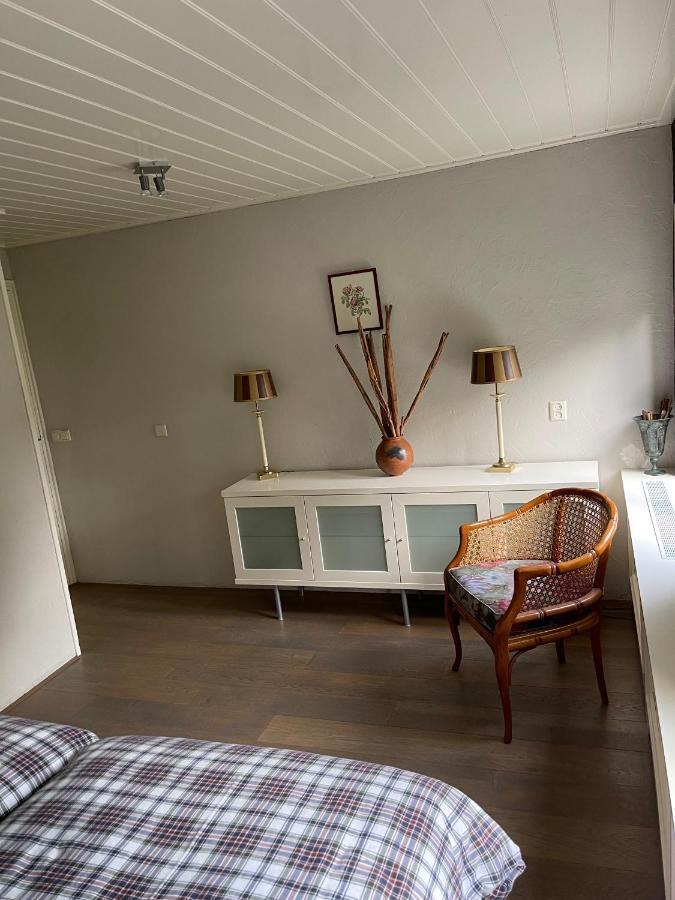 Karibu Het Voorhuis 2 Tot 6 Persoons Luxe Slaapkamers Met Een Mooie Woonkeuken Daarle المظهر الخارجي الصورة