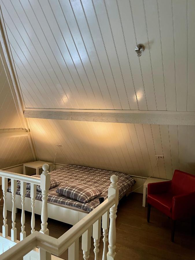 Karibu Het Voorhuis 2 Tot 6 Persoons Luxe Slaapkamers Met Een Mooie Woonkeuken Daarle المظهر الخارجي الصورة